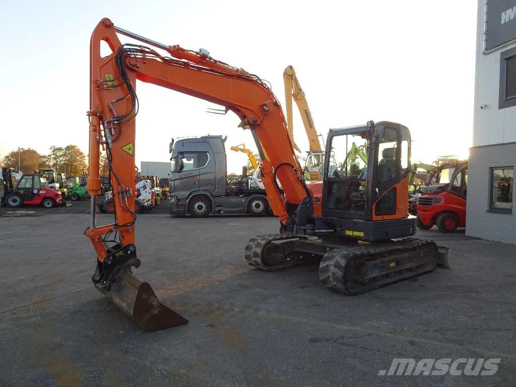 Doosan DX85R-3 Roomikekskavaatorid