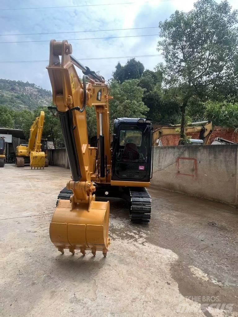 CAT 307 D Roomikekskavaatorid