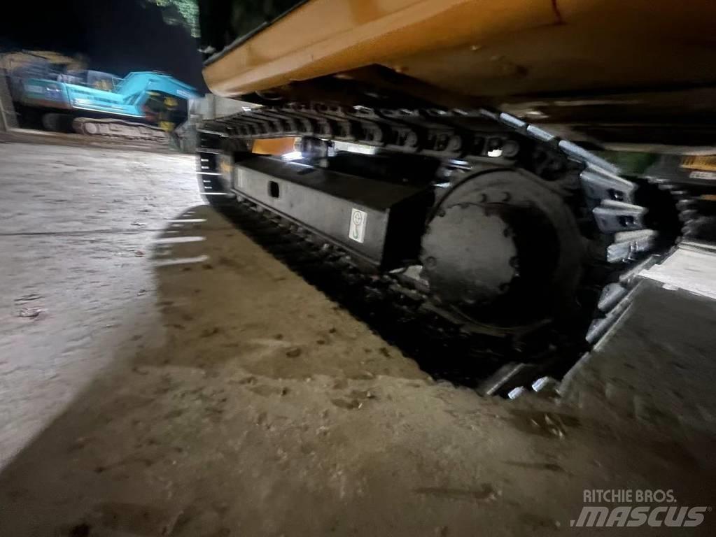 CAT 307 D Roomikekskavaatorid
