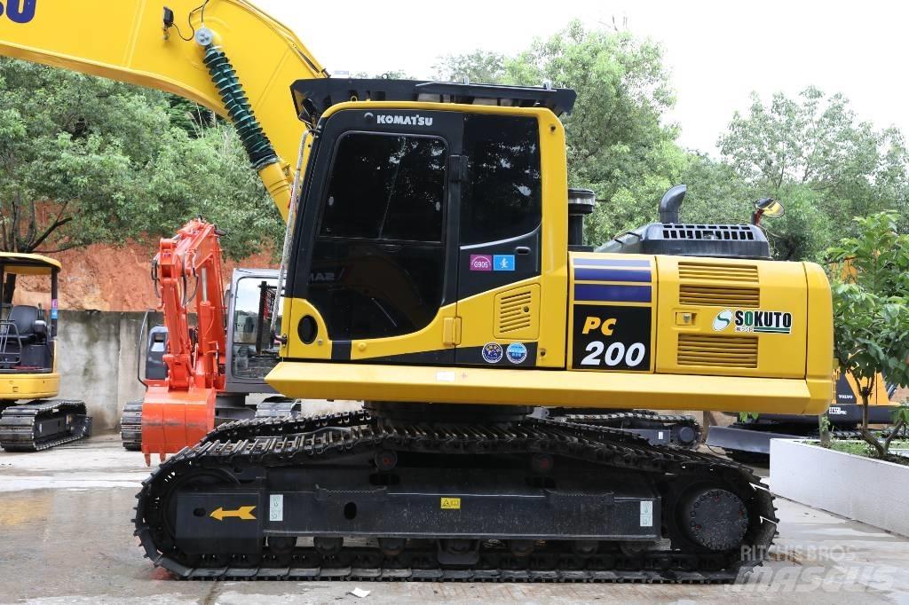 Komatsu PC 200-8 Miniekskavaatorid < 7 t