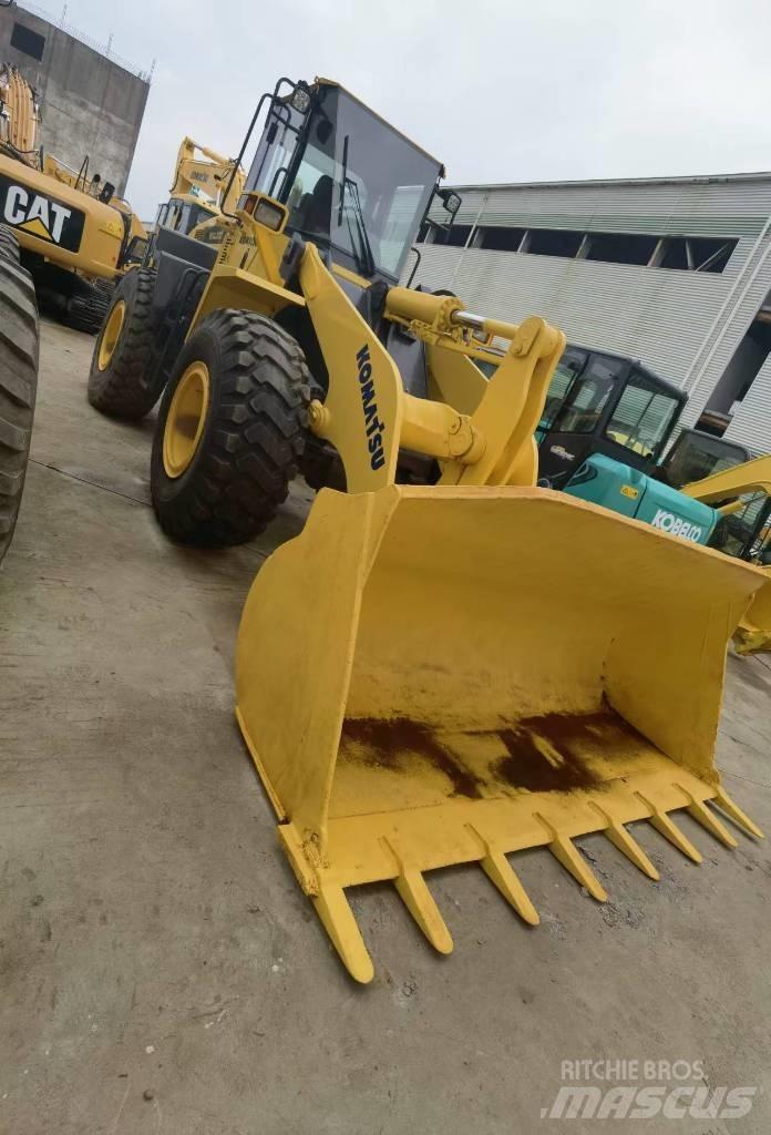 Komatsu WA 320-5 Rataslaadurid