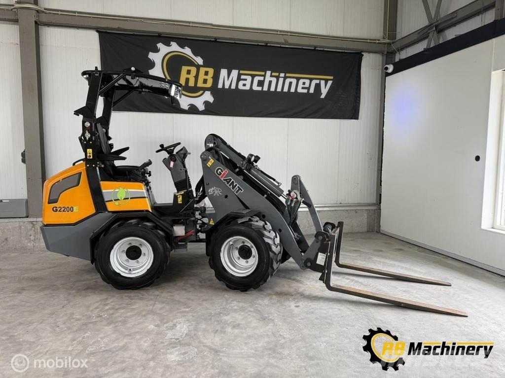 GiANT G2200E Rataslaadurid