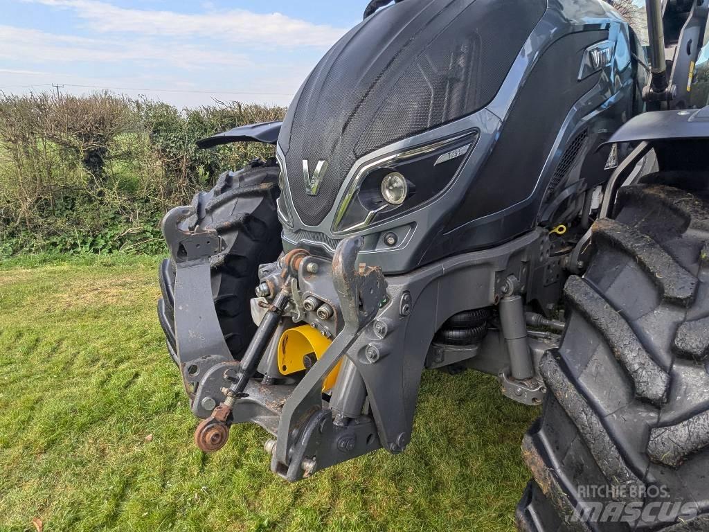 Valtra T 254 Traktorid