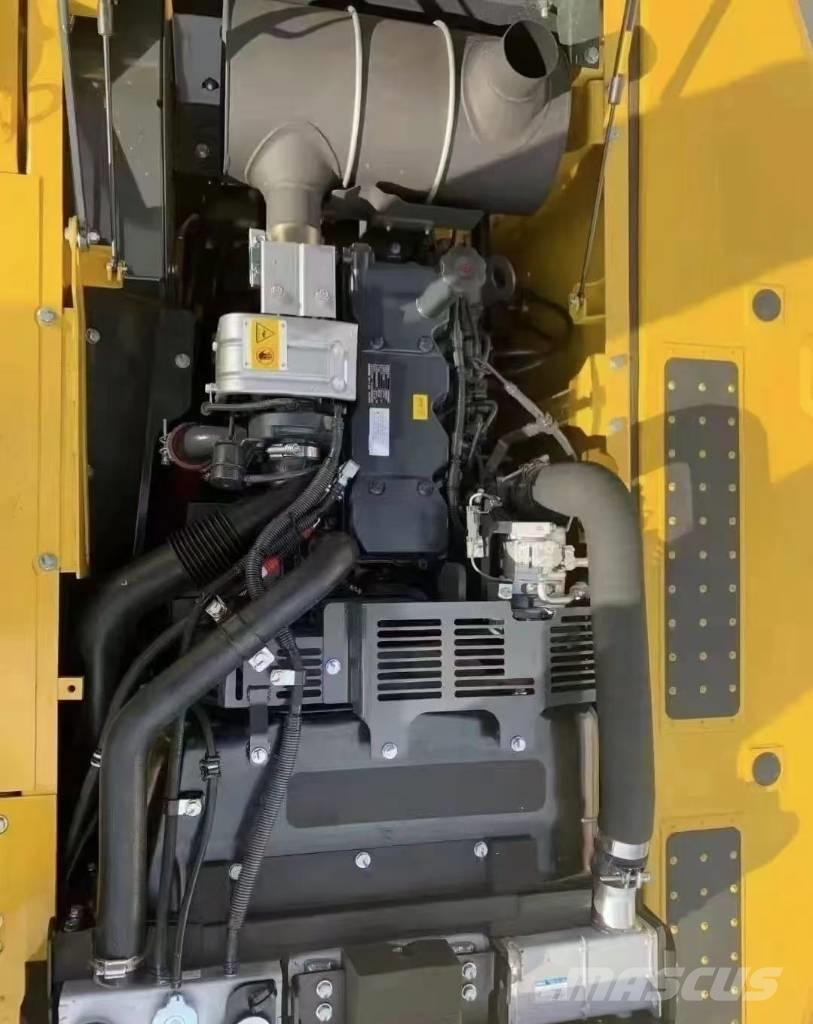 Komatsu PC 200-8 Roomikekskavaatorid