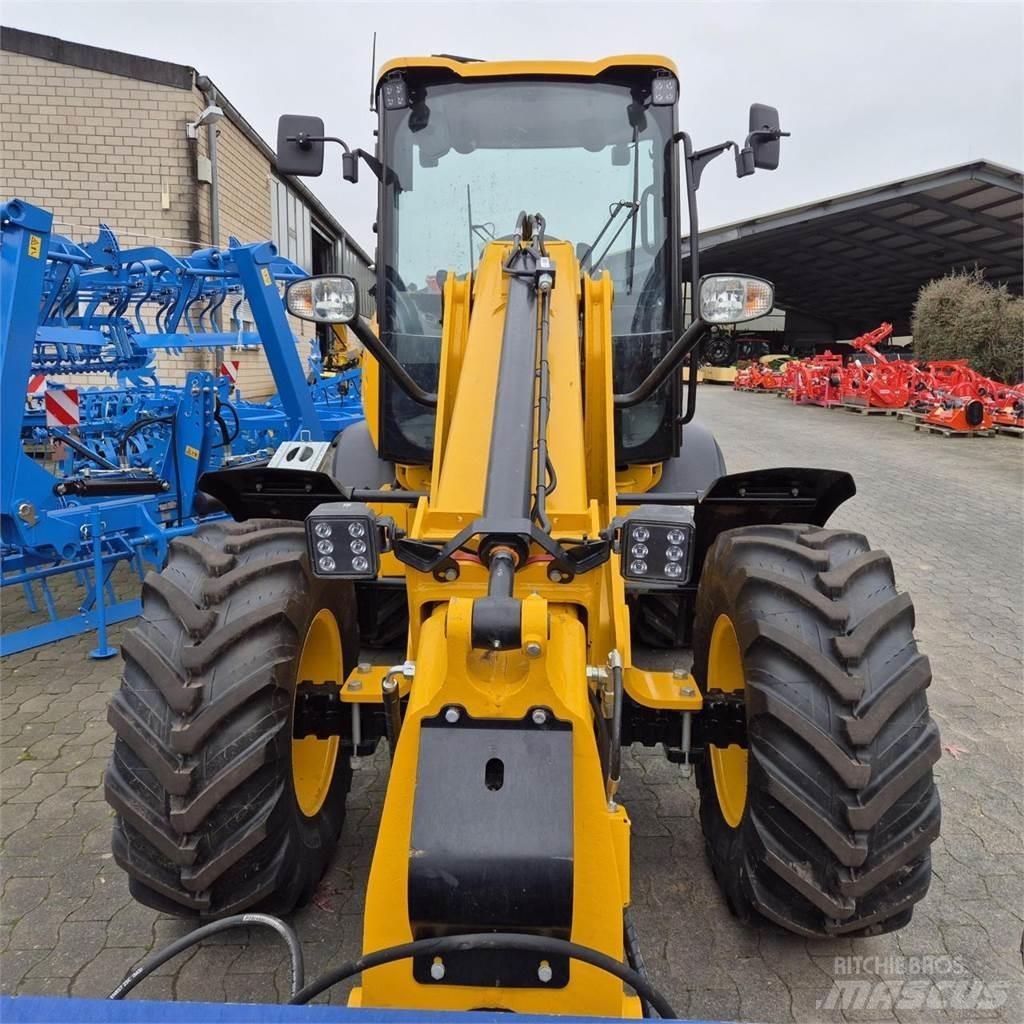 JCB TM 220 AGRI Teleskoop poomtõstukid