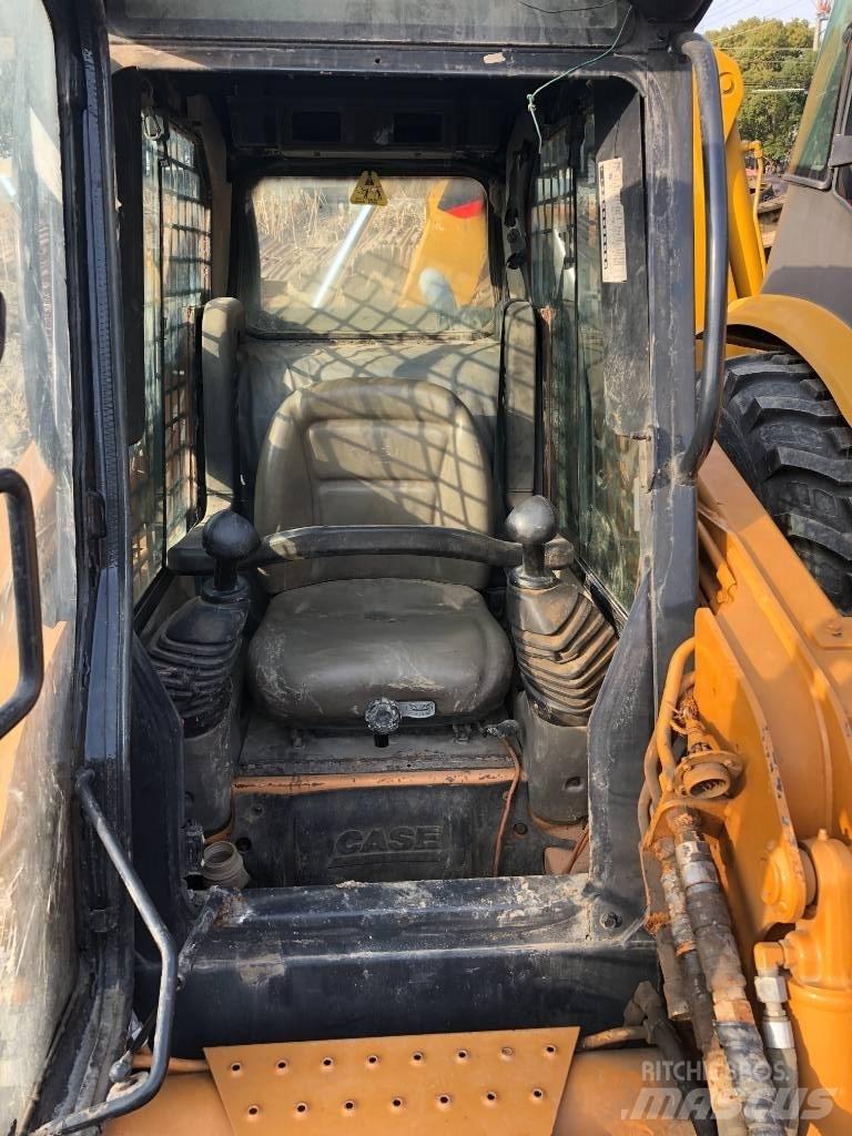 CASE 440 HD Kompaktlaadurid
