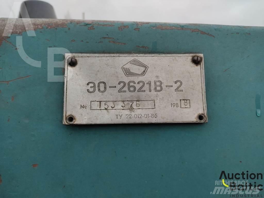  JUMZ EO-2621B-2 Traktorid