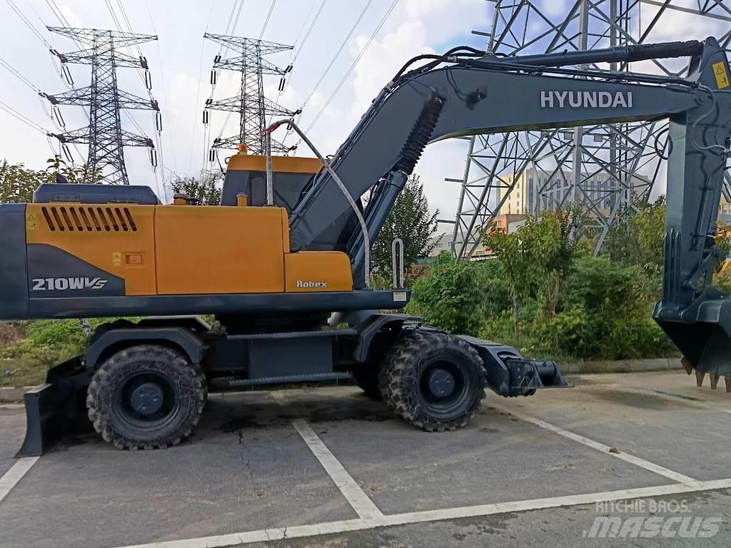 Hyundai Robex 210 W Ratasekskavaatorid