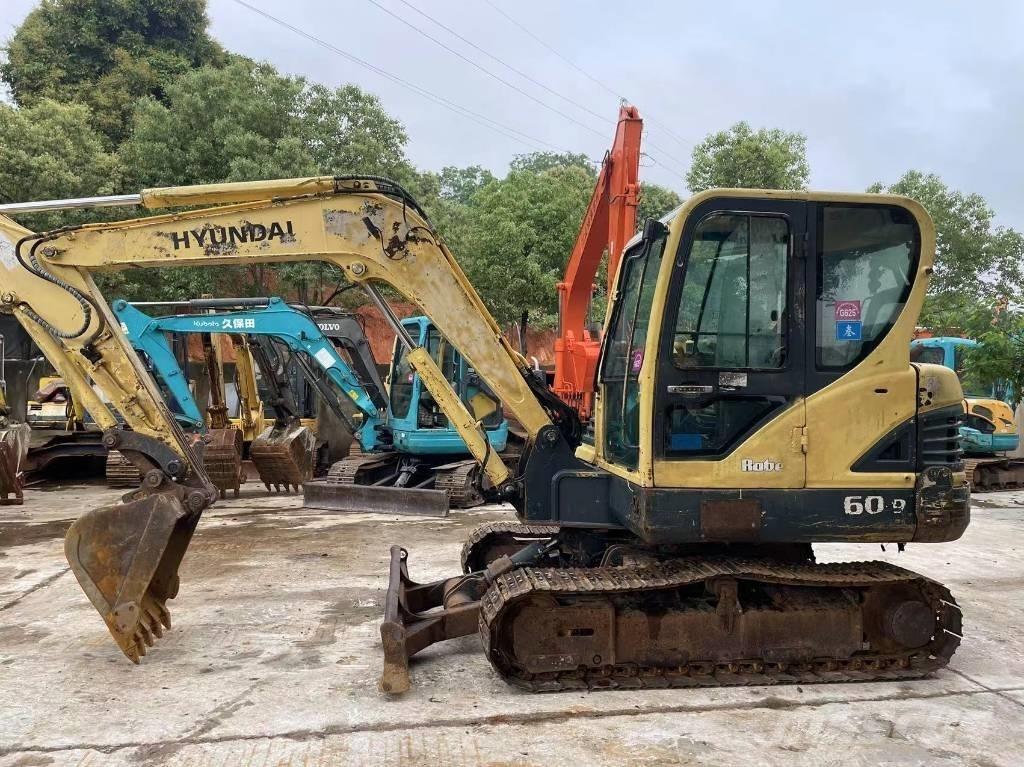 Hyundai R60-9 Roomikekskavaatorid