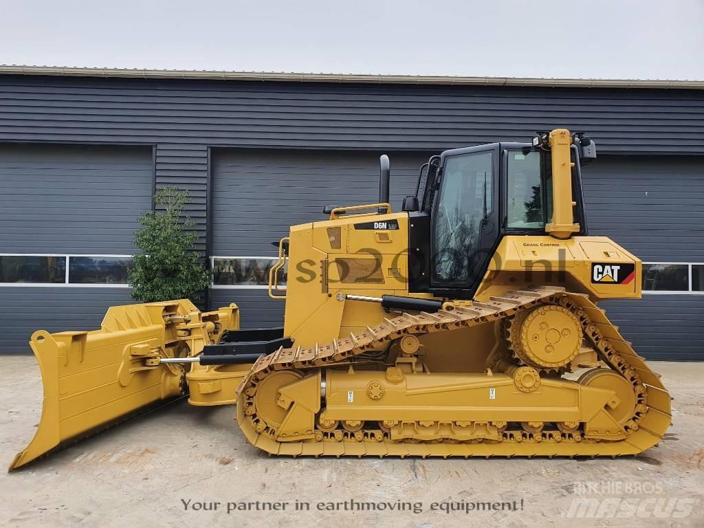 CAT D 6 N LGP Buldooserid