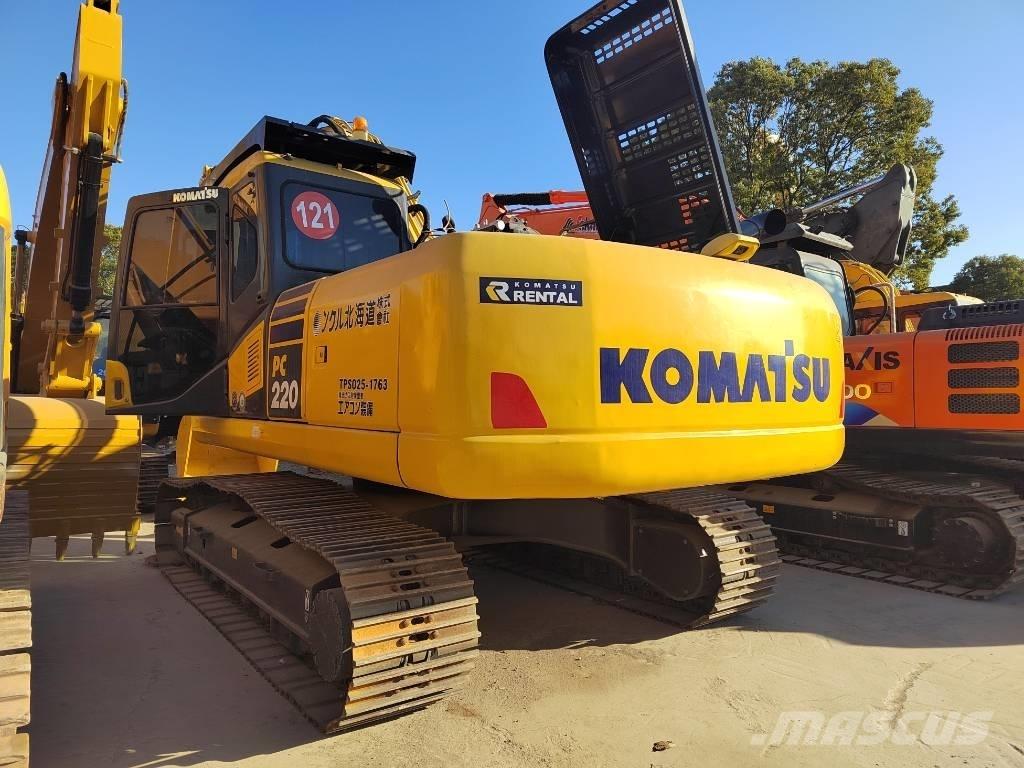 Komatsu PC 220-7 Roomikekskavaatorid
