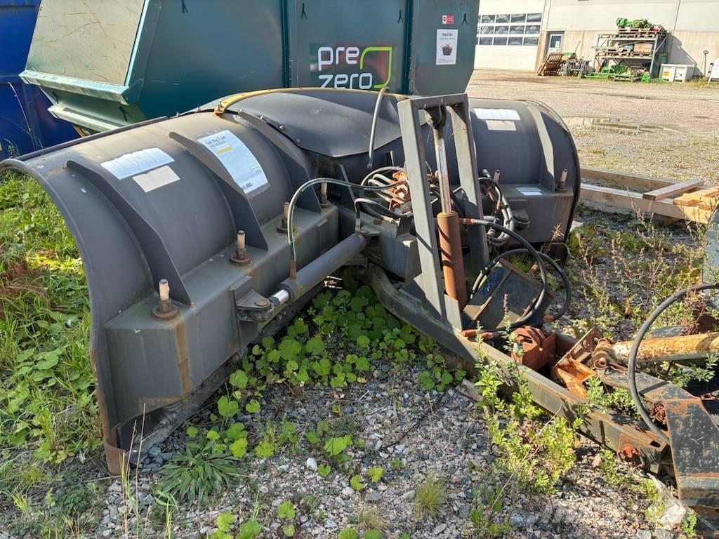 Uni-väg Vikplog 3.20 Lumekoristusmasinad