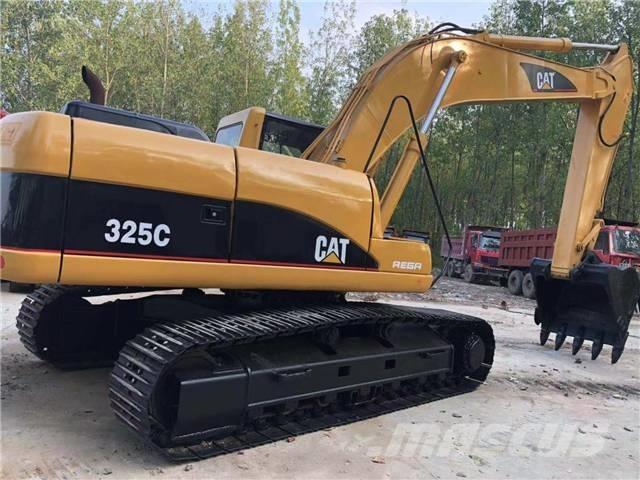 CAT 325C Roomikekskavaatorid