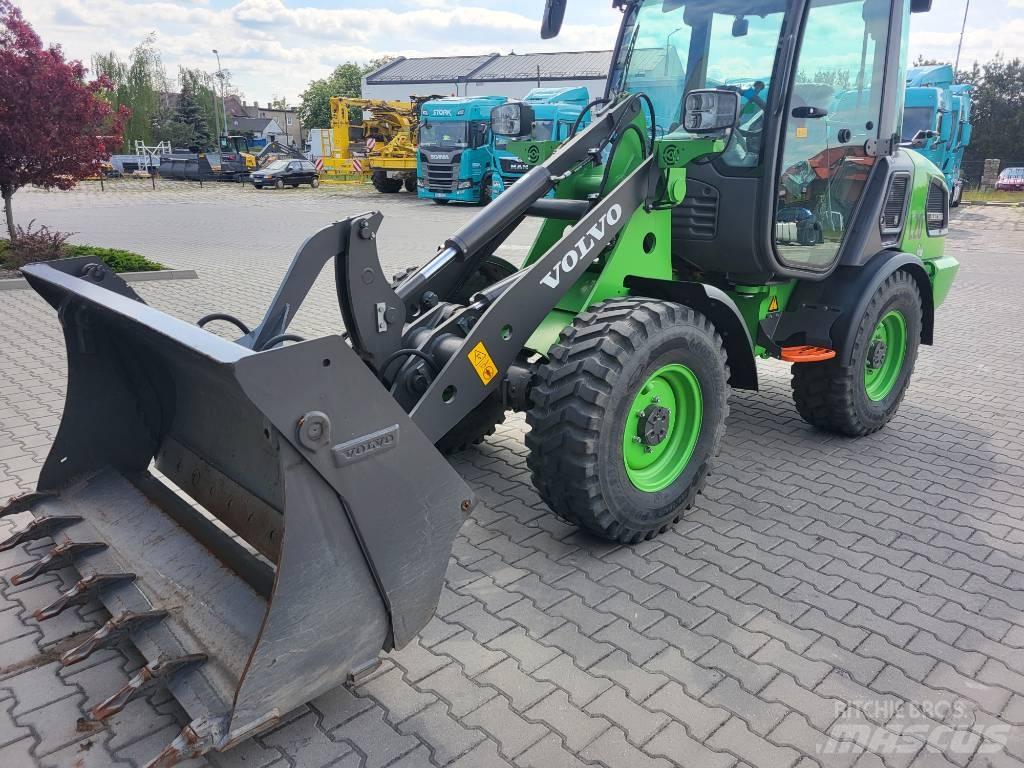 Volvo JL20H ELECTRIC Rataslaadurid