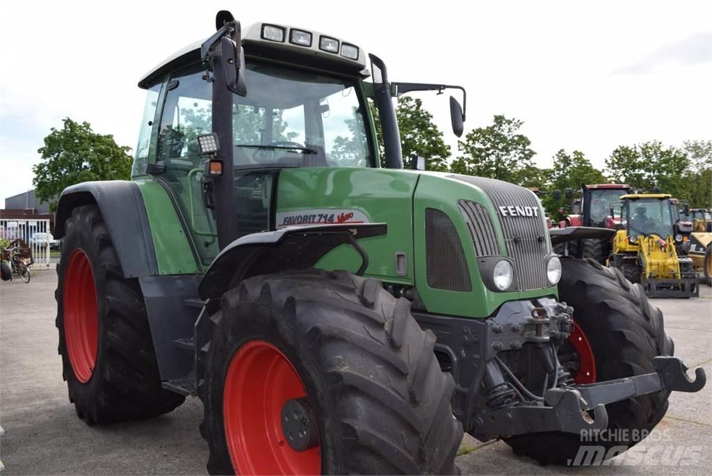 Fendt 714 Vario Traktorid