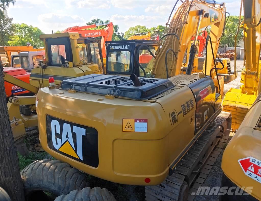 CAT 325C Roomikekskavaatorid