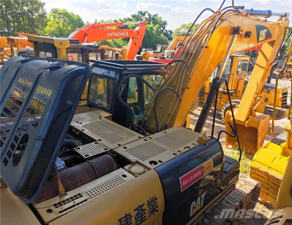 CAT 325C Roomikekskavaatorid