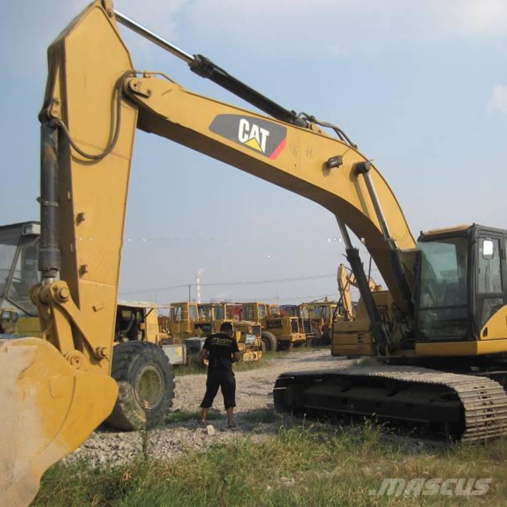 CAT 325 D L Roomikekskavaatorid