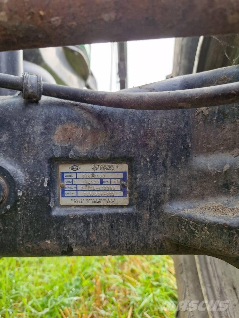 Valtra T 182 Versu Traktorid