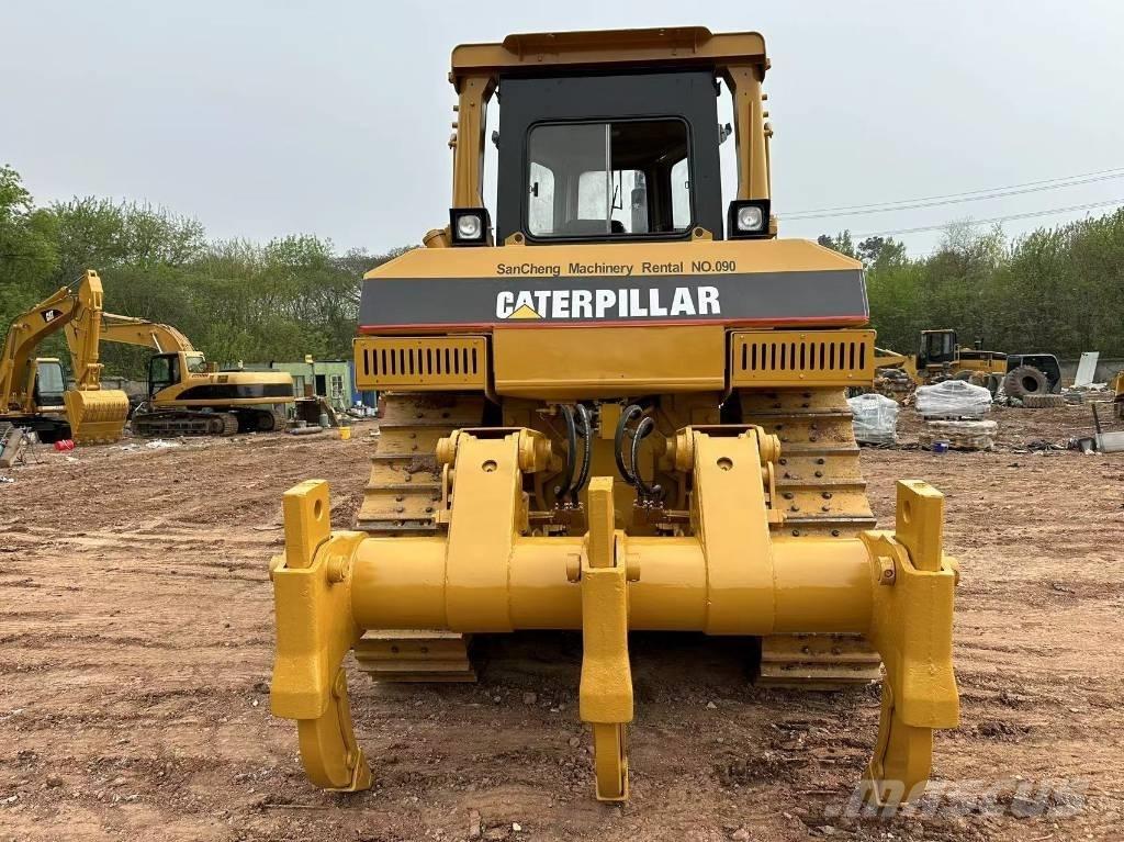 CAT D8R Buldooserid