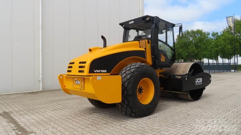 JCB VM166D Ühe trumliga rullid