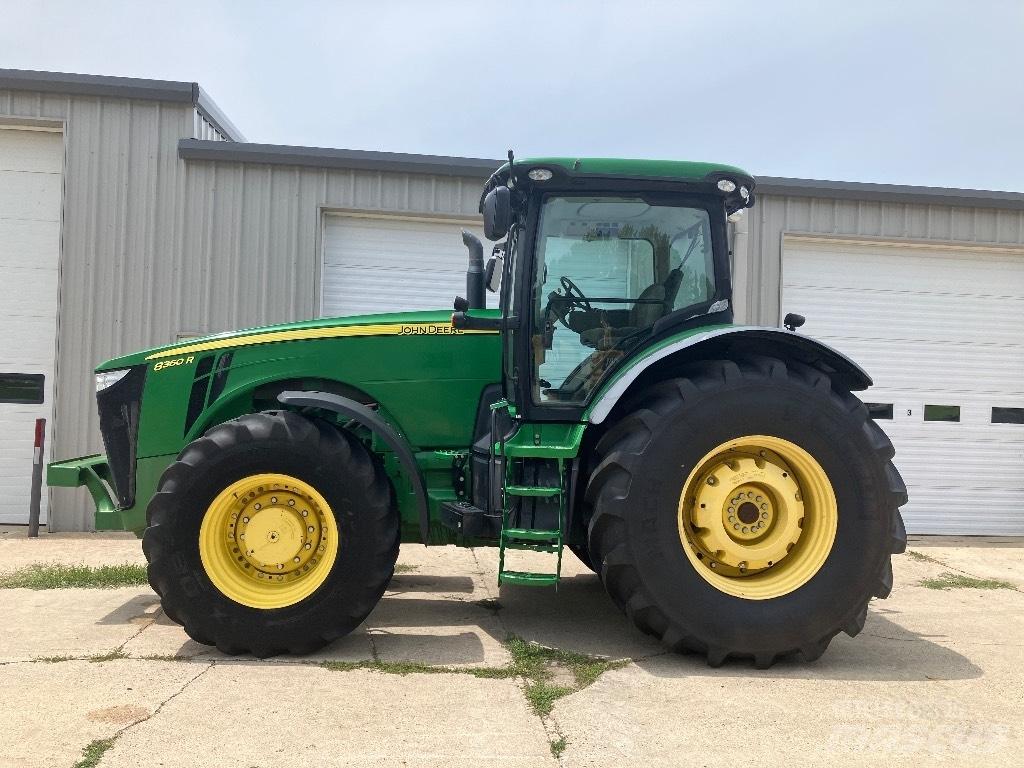 John Deere 8360 R Traktorid