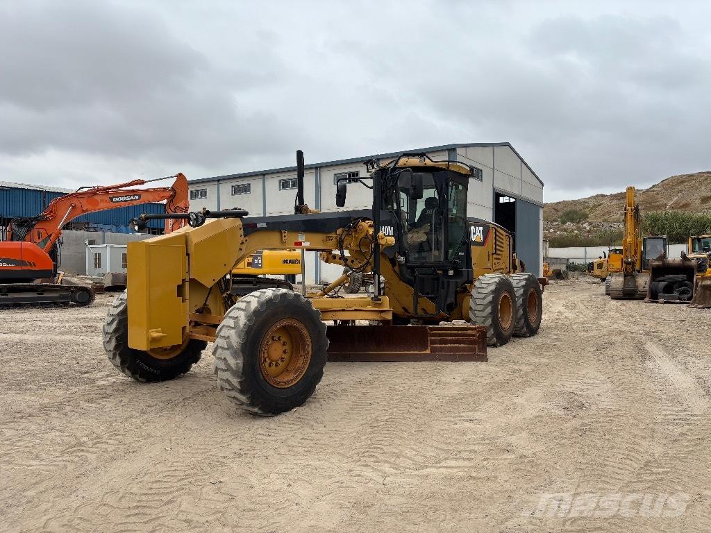 CAT 140M Greiderid