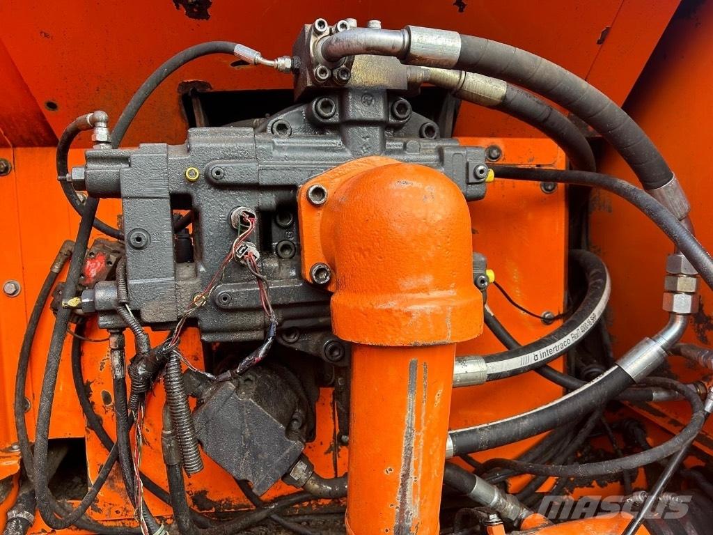 Doosan DX 380 LC Roomikekskavaatorid