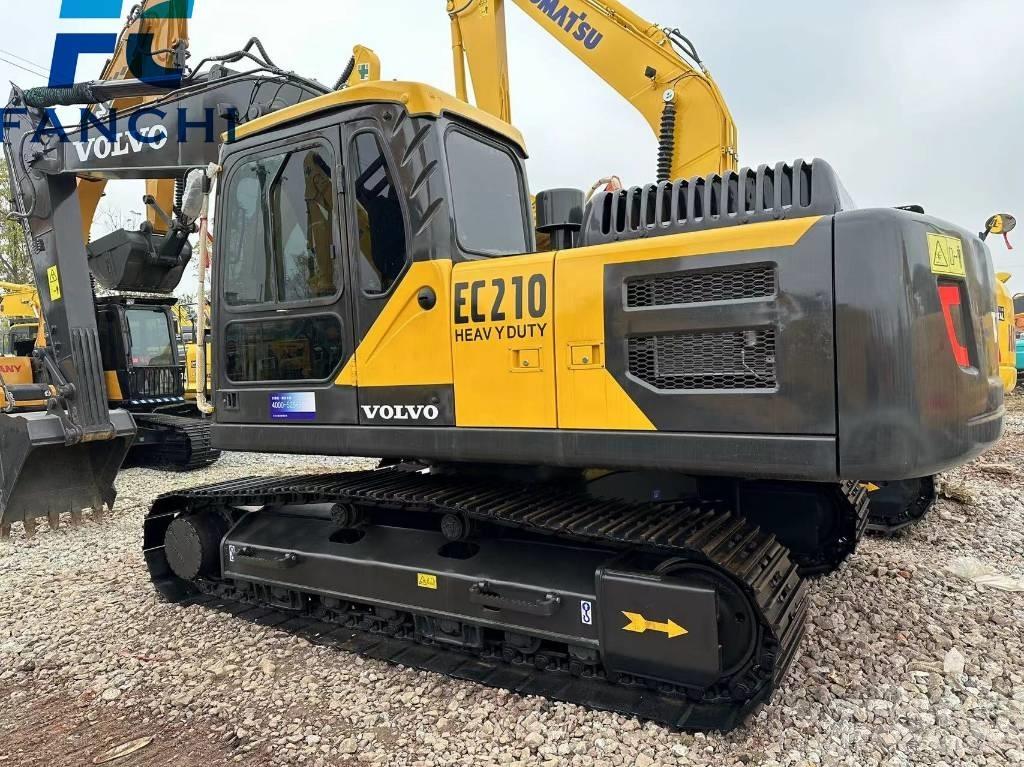 Volvo EC 210 Roomikekskavaatorid
