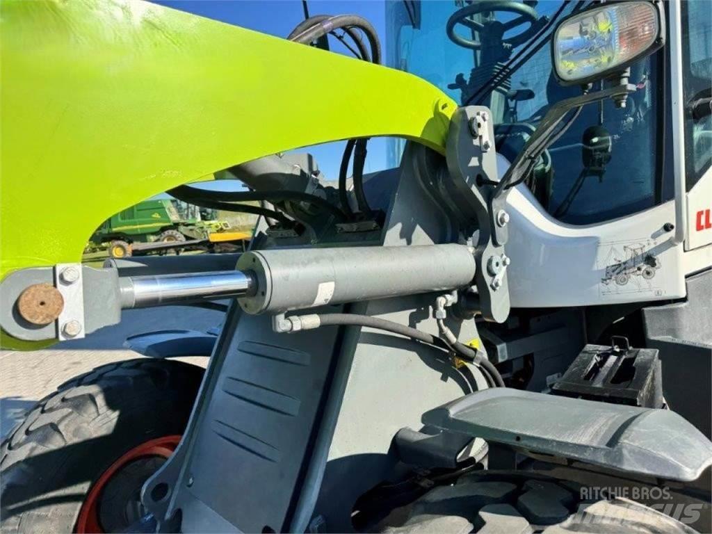 CLAAS Torion 644 Rataslaadurid