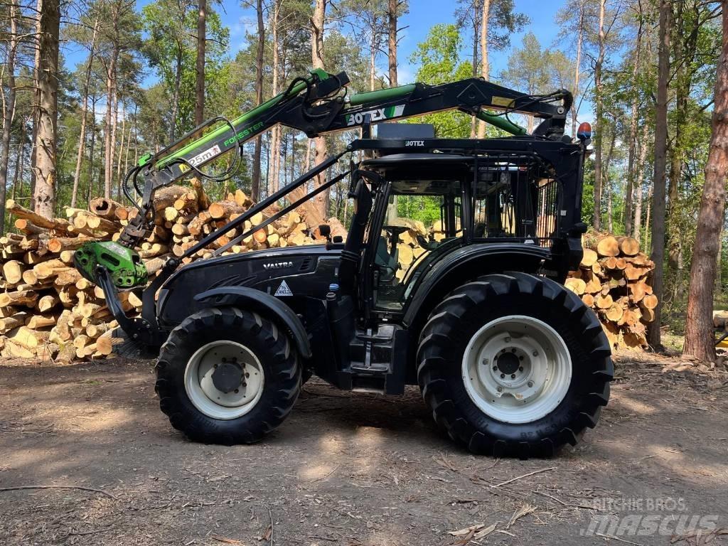 Valtra T183 Versu Traktorid