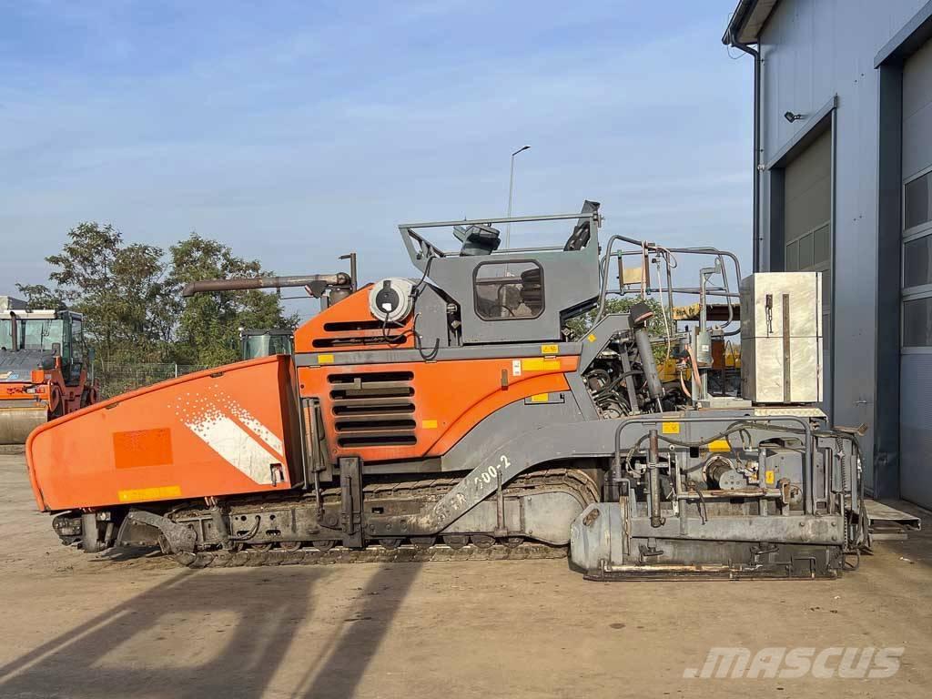 Vögele SUPER 1900-2 Asfaldilaoturid