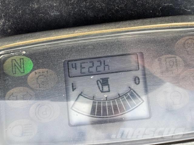 JCB 1T-2 Väikekallurid