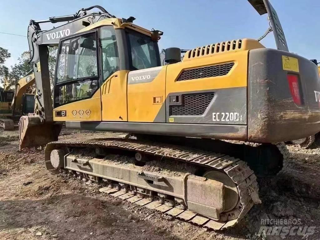 Volvo EC 220 Roomikekskavaatorid