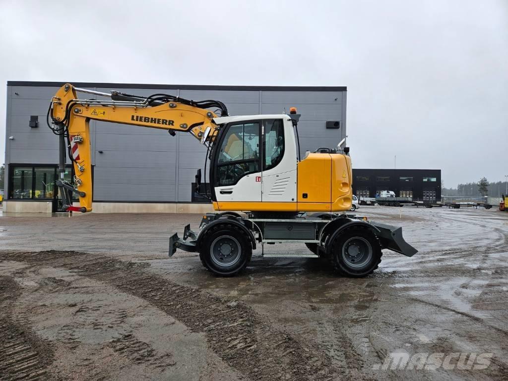 Liebherr 913 Compact Ratasekskavaatorid