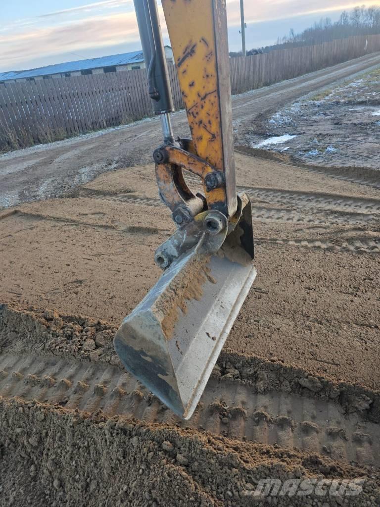 Nissan Hanix n2602 Miniekskavaatorid < 7 t