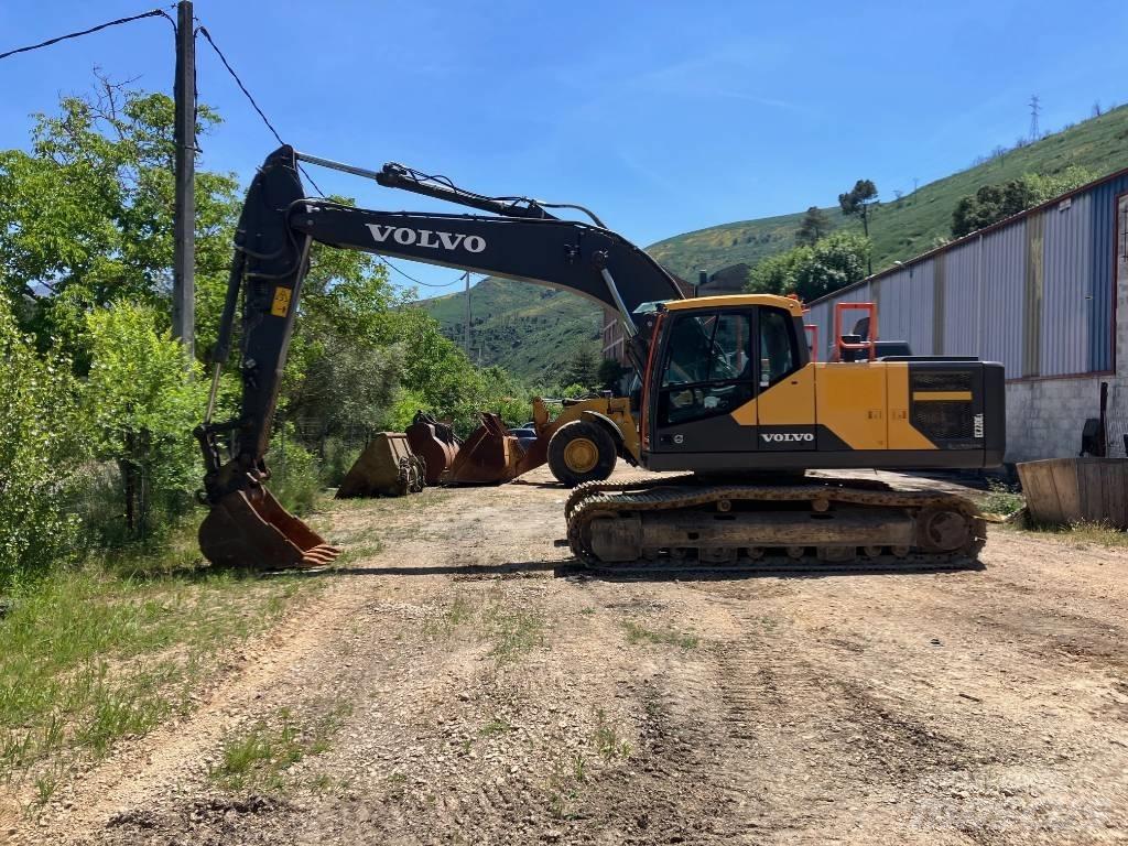 Volvo EC 220 E Roomikekskavaatorid