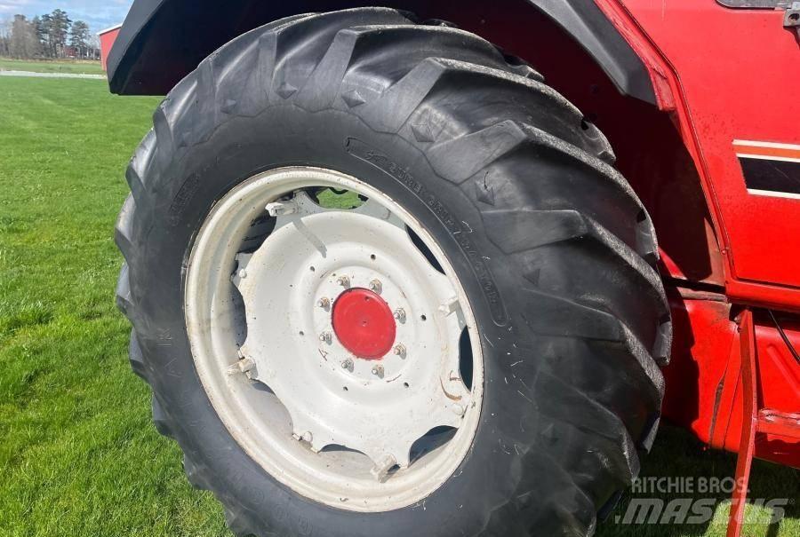 Case IH 844 XL Traktorid