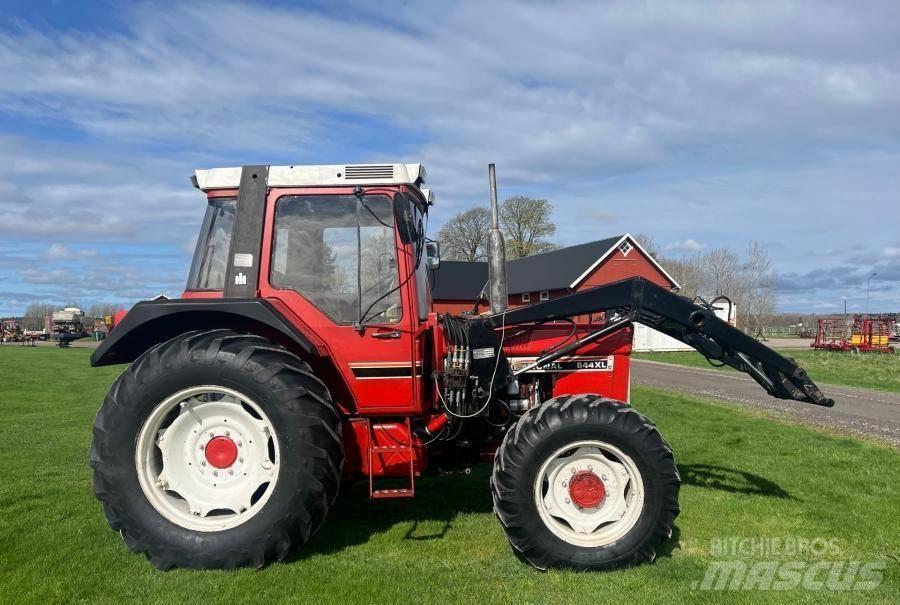 Case IH 844 XL Traktorid