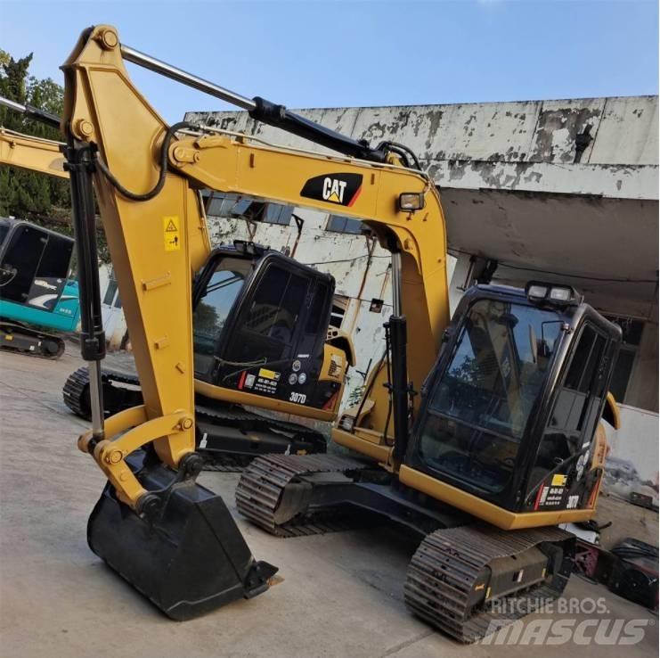CAT 307 D Roomikekskavaatorid