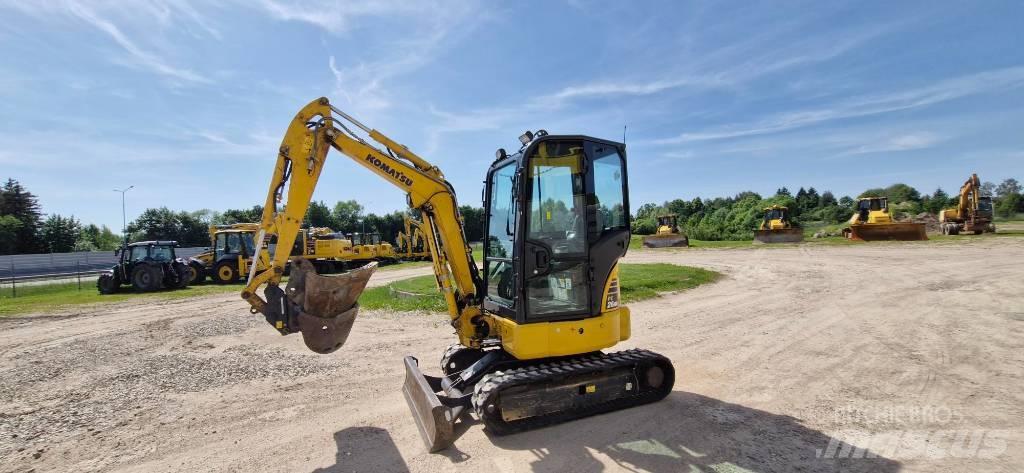 Komatsu PC 26 MR Miniekskavaatorid < 7 t