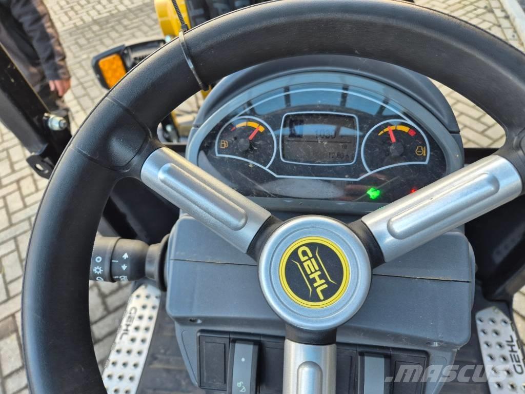 Gehl AL330 Väikelaadurid