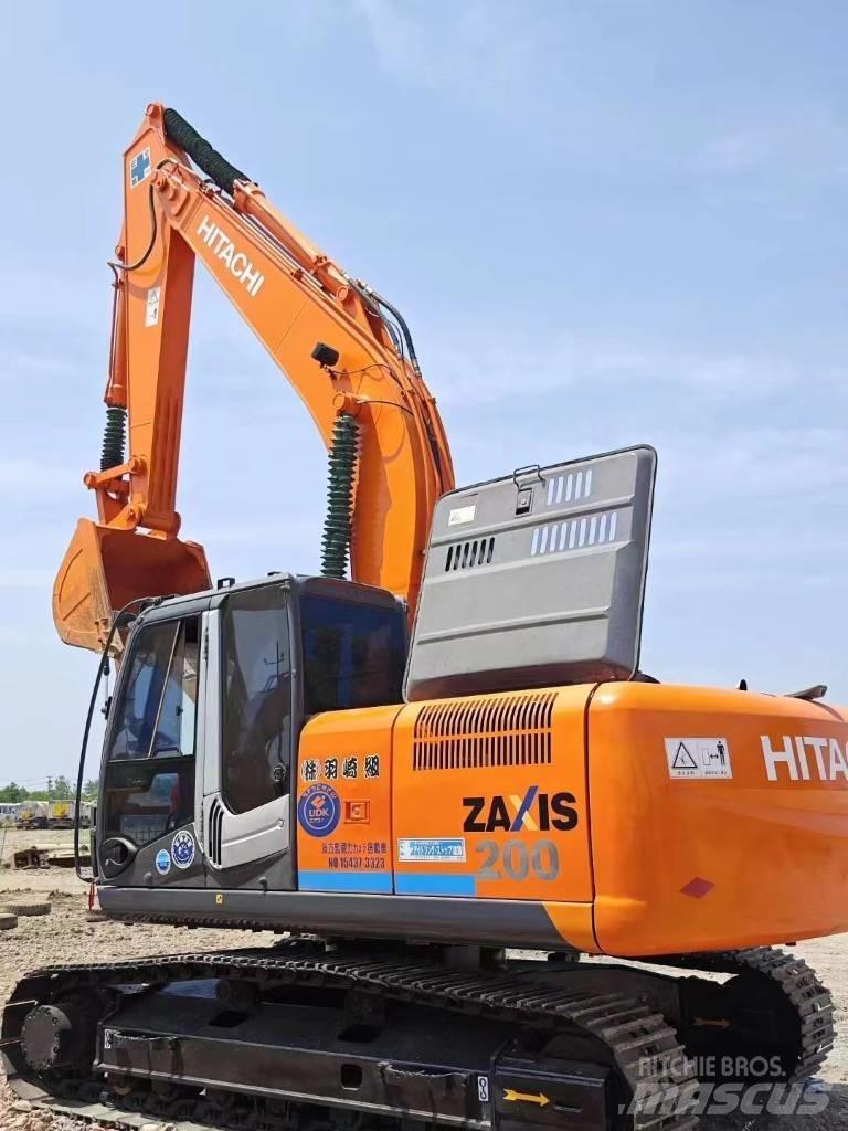 Hitachi ZX200 Roomikekskavaatorid
