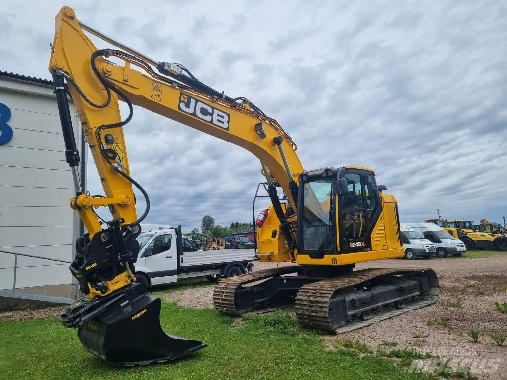 JCB 245 XR Roomikekskavaatorid