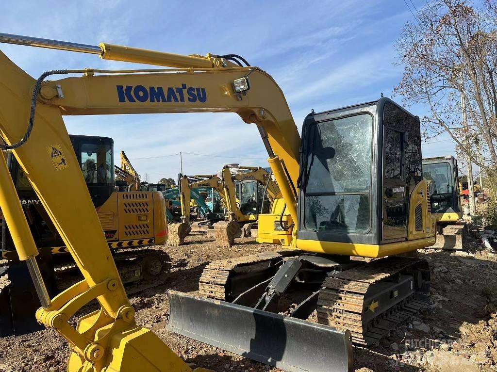 Komatsu PC 70 Väikeekskavaatorid 7t-12t
