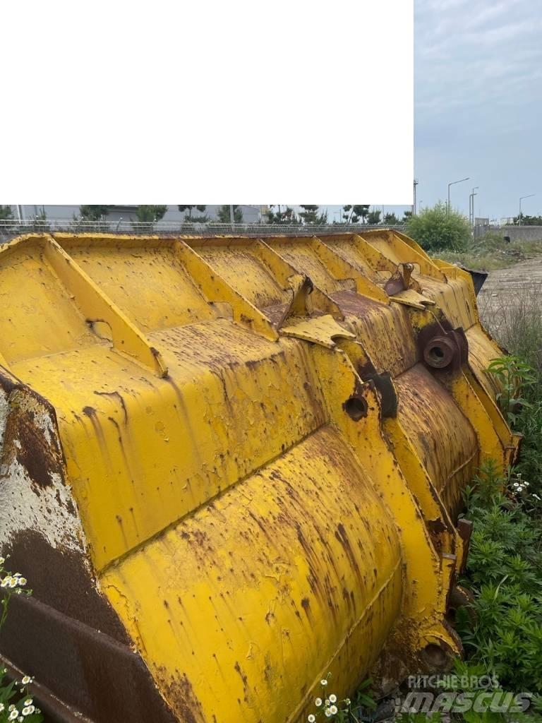 CAT 980 B Rataslaadurid