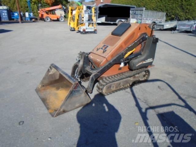Ditch Witch SK 650 Kompaktlaadurid