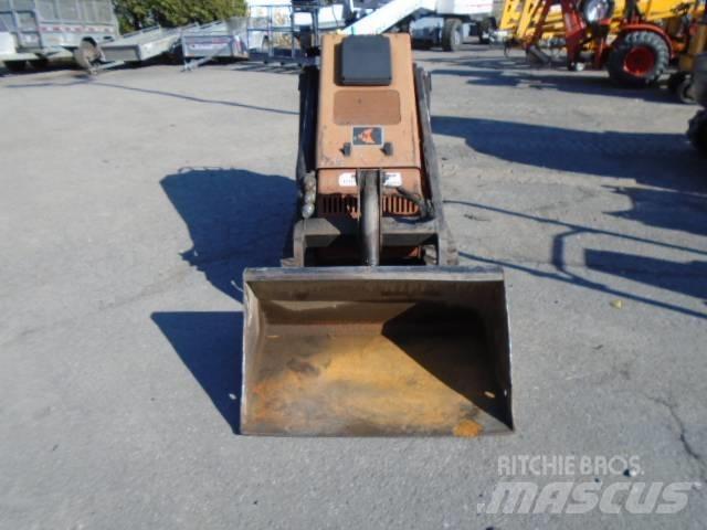 Ditch Witch SK 650 Kompaktlaadurid