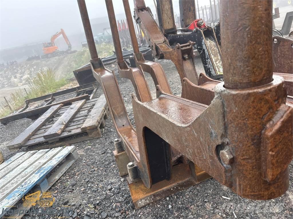 Valmet 860 Muud osad