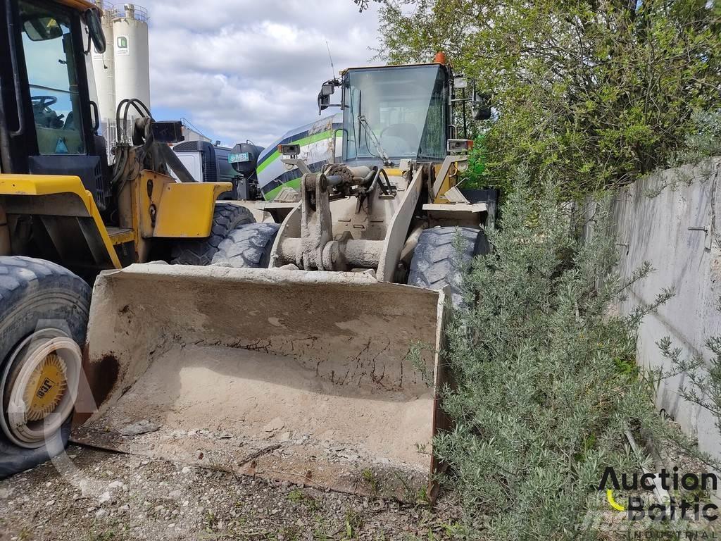 Komatsu WA250-5 Rataslaadurid